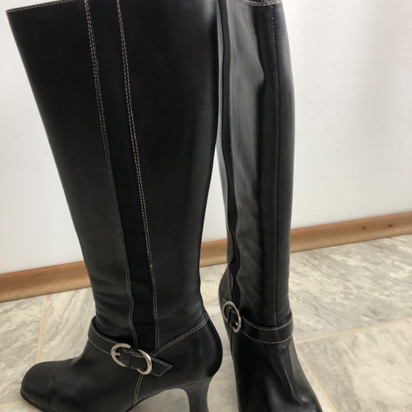 Anne Klein Boots - Picture 4 of 4